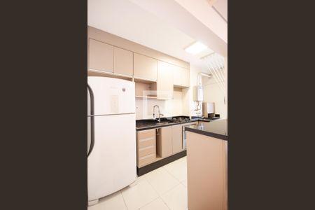 Apartamento à venda com 68m², 2 quartos e 1 vaga Apartamento à venda com 68m², 2 quartos e 1 vagaCozinha e Área de Serviço