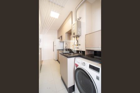 Apartamento à venda com 68m², 2 quartos e 1 vaga Apartamento à venda com 68m², 2 quartos e 1 vagaCozinha e Área de Serviço