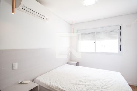 Suíte de apartamento para alugar com 2 quartos, 67m² em Industrial Autonomistas, Osasco