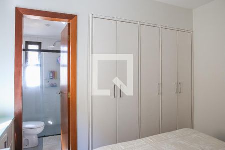 Suíte de apartamento à venda com 3 quartos, 82m² em Perdizes, São Paulo