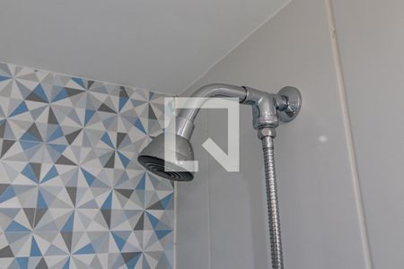 Banheiro Social de apartamento à venda com 2 quartos, 62m² em Jardim Tupanci, Barueri