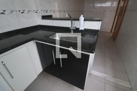 Apartamento à venda com 83m², 2 quartos e sem vagaCozinha 