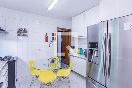 Casa à venda com 140m², 3 quartos e 3 vagasCozinha