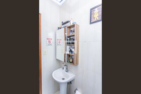 Casa à venda com 140m², 3 quartos e 3 vagasBanheiro suite 3