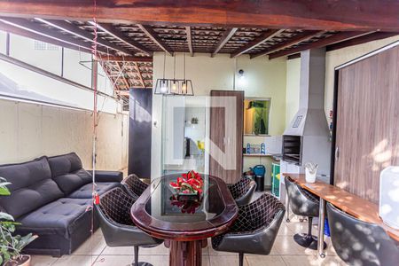 Casa à venda com 140m², 3 quartos e 3 vagasQuintal e churrasqueira