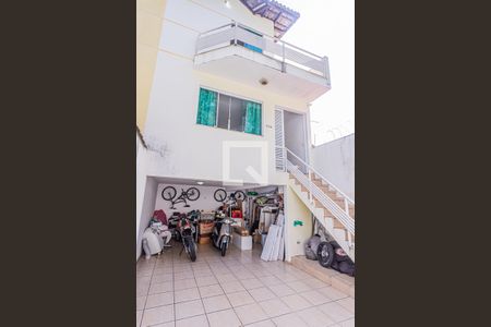 Casa à venda com 140m², 3 quartos e 3 vagasFachada interna