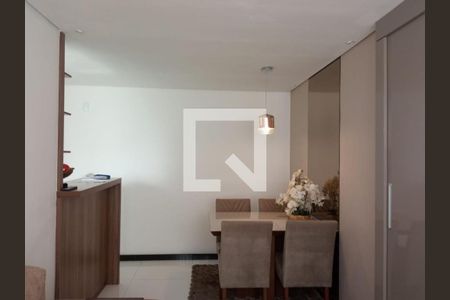 Apartamento à venda com 2 quartos, 48m² em Cabral, Contagem