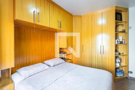 Casa à venda com 204m², 3 quartos e 2 vagasSuíte