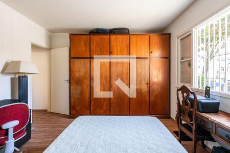 Casa à venda com 204m², 3 quartos e 2 vagasQuarto 2