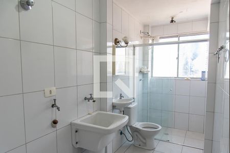 Banheiro/área de erviço de apartamento para alugar com 1 quarto, 40m² em Liberdade, São Paulo