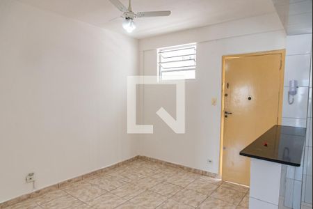 Sala de apartamento para alugar com 1 quarto, 40m² em Liberdade, São Paulo