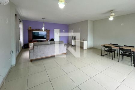 Apartamento à venda com 170m², 3 quartos e 3 vagasSala