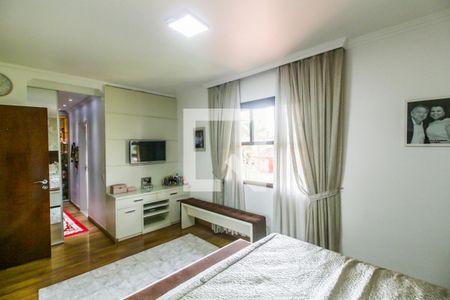 Casa de condomínio para alugar com 279m², 3 quartos e 6 vagasSuíte 1