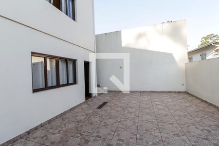 Casa de condomínio para alugar com 279m², 3 quartos e 6 vagasQuintal