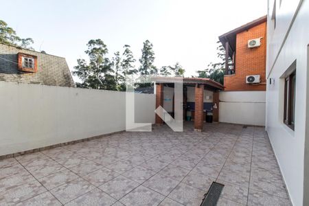 Casa de condomínio para alugar com 279m², 3 quartos e 6 vagasQuintal