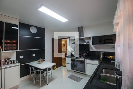 Casa de condomínio para alugar com 279m², 3 quartos e 6 vagasCozinha