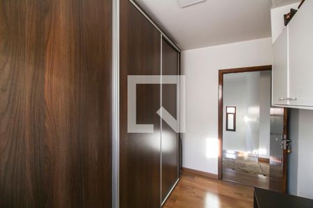 Casa de condomínio para alugar com 279m², 3 quartos e 6 vagasQuarto 4