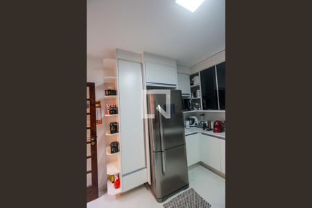 Casa de condomínio para alugar com 279m², 3 quartos e 6 vagasDetalhe da cozinha