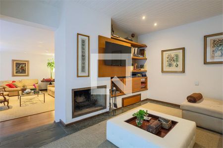 Casa à venda com 4 quartos, 337m² em Morumbi, São Paulo
