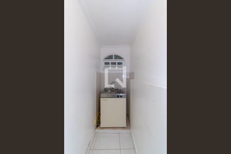 Cozinha de kitnet/studio para alugar com 1 quarto, 20m² em Aclimação, São Paulo