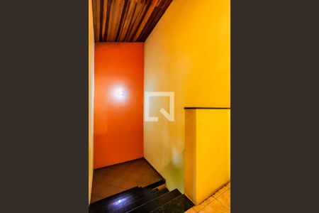 Casa à venda com 350m², 4 quartos e 3 vagas Casa à venda com 350m², 4 quartos e 3 vagasSaleta / Hall Dormitórios