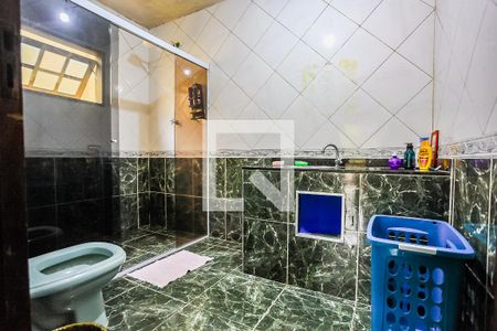 Casa à venda com 350m², 4 quartos e 3 vagas Casa à venda com 350m², 4 quartos e 3 vagasSuíte 2 - Banheiro