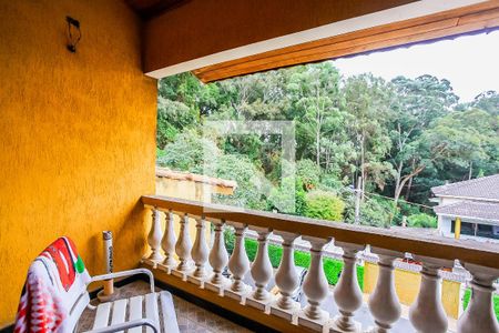 Casa à venda com 350m², 4 quartos e 3 vagas Casa à venda com 350m², 4 quartos e 3 vagasSuíte 1 - Varanda