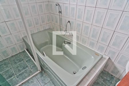 Banheiro da Suíte de casa para alugar com 4 quartos, 232m² em Vila Rica, São Paulo