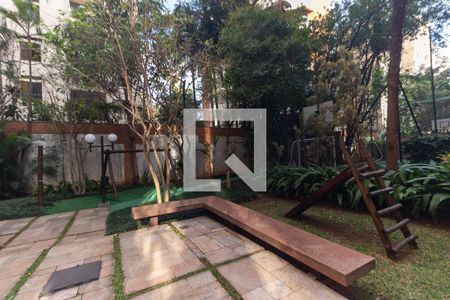 Apartamento à venda com 173m², 3 quartos e 3 vagasÁrea comum - Playground