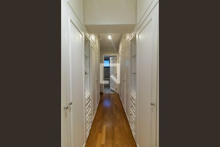 Apartamento à venda com 173m², 3 quartos e 3 vagasCorredor