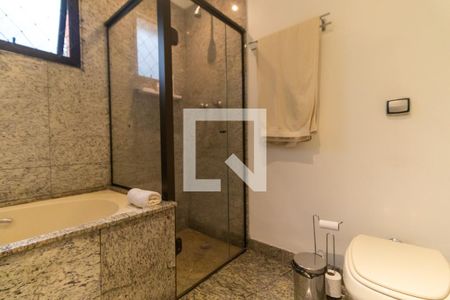 Apartamento à venda com 173m², 3 quartos e 3 vagasBanheiro da Suíte 2
