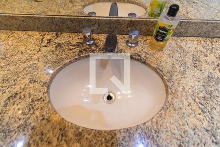 Apartamento à venda com 173m², 3 quartos e 3 vagasBanheiro da Suíte 3