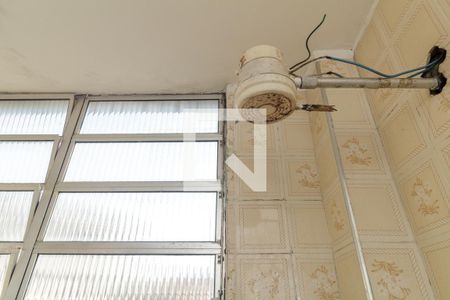 Apartamento à venda com 50m², 2 quartos e sem vaga Apartamento à venda com 50m², 2 quartos e sem vagaBanheiro 2