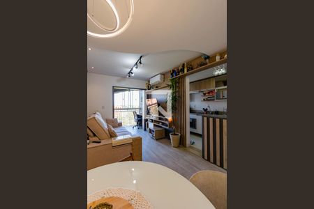 Apartamento à venda com 70m², 2 quartos e 1 vaga Apartamento à venda com 70m², 2 quartos e 1 vagaSala