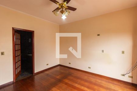 Casa à venda com 275m², 4 quartos e 3 vagasSala