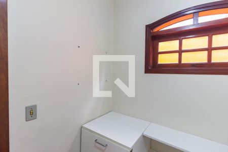 Closet do quarto de casa à venda com 4 quartos, 275m² em Adalgisa, Osasco