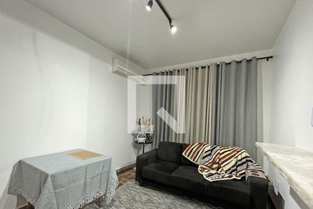 Sala de apartamento à venda com 2 quartos, 60m² em Menino Deus, Porto Alegre