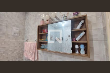 Casa à venda com 125m², 3 quartos e 2 vagasBanheiro Quarto 1 suíte