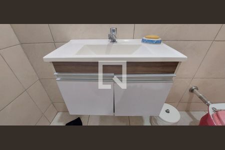 Casa à venda com 125m², 3 quartos e 2 vagasBanheiro 3