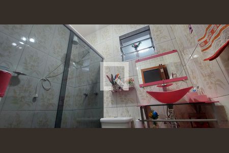 Casa à venda com 125m², 3 quartos e 2 vagasBanheiro 2