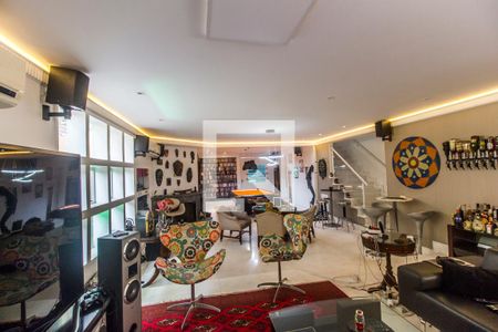 Sala de casa à venda com 7 quartos, 645m² em Alphaville, Santana de Parnaíba