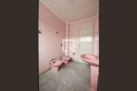 Apartamento para alugar com 90m², 2 quartos e sem vagaBanheiro