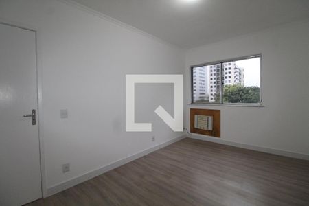 Apartamento à venda com 65m², 2 quartos e 2 vagasQuarto 2