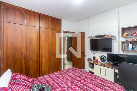 Apartamento à venda com 200m², 4 quartos e 2 vagasQuarto 1