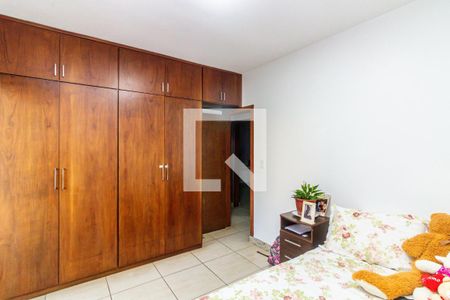 Apartamento à venda com 200m², 4 quartos e 2 vagasQuarto 2