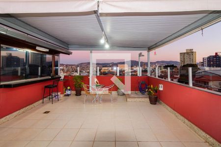 Apartamento à venda com 200m², 4 quartos e 2 vagasÁrea comum