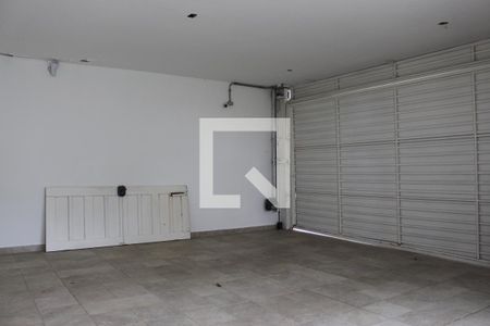 Garagem de casa à venda com 4 quartos, 250m² em Brooklin Paulista, São Paulo