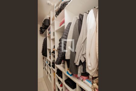 Closet do quarto 1 de apartamento para alugar com 2 quartos, 63m² em Industrial, Novo Hamburgo