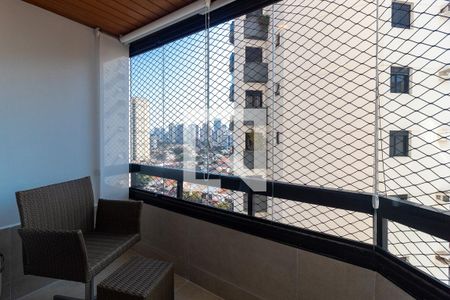 Apartamento para alugar com 145m², 3 quartos e 2 vagasVaranda Fechada