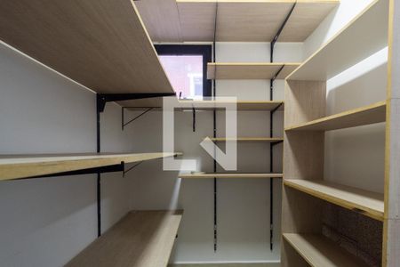 Apartamento para alugar com 145m², 3 quartos e 2 vagasQuarto de Serviço